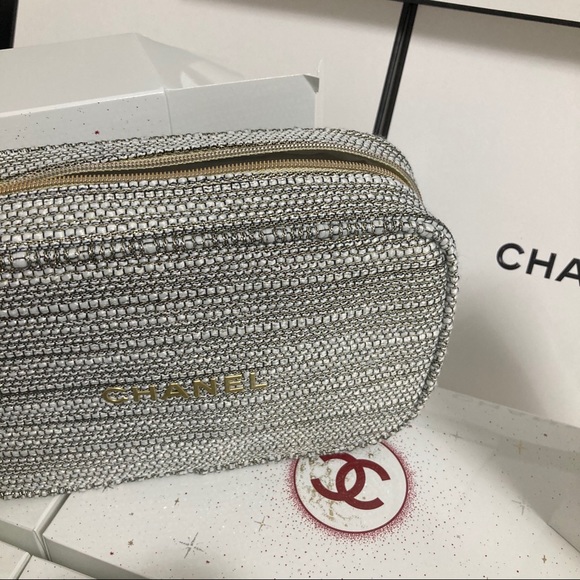 CHANEL STAY POLISHED Manicure Set - Picture 6 of 6